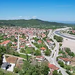 Апартаменты ονειρόπετρα 2 Mouzaki