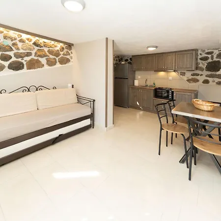 Ονειρόπετρα 2 3*